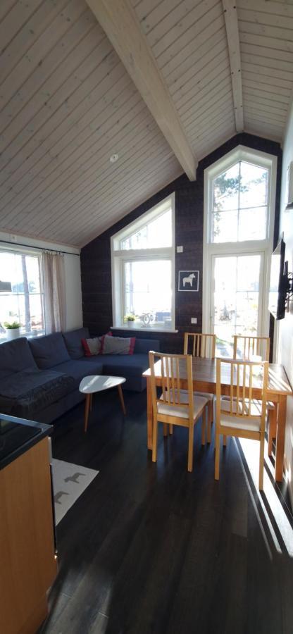Lakeside Log Cabin Fraemby Udde Φαλούν Εξωτερικό φωτογραφία